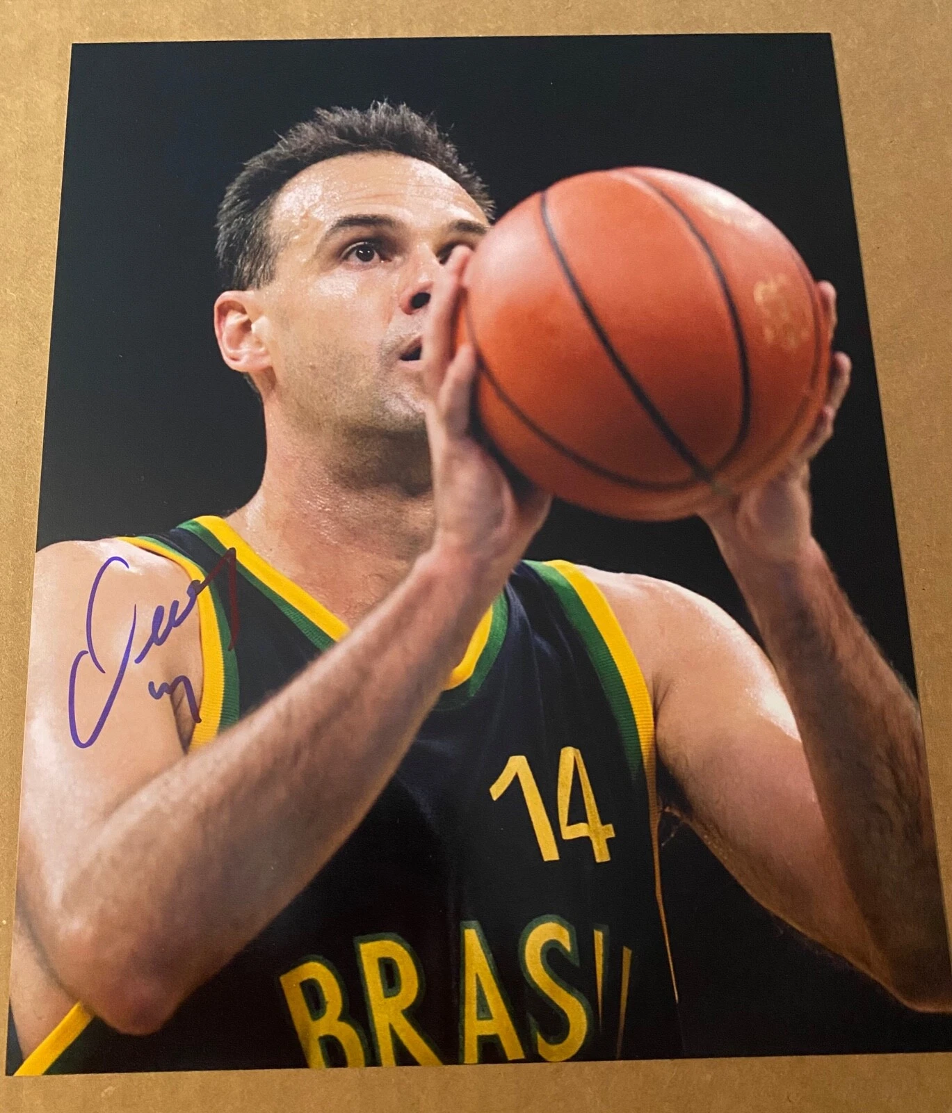 Oscar Schmidt Signed Photo HOF Autographed 'The Freethrow'
