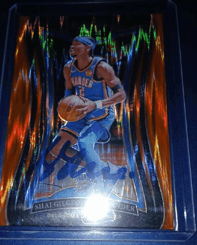 Shai-Gilgeous-Alexander-Autographed-BTTN.webp Shai Gilgeous - Alexander Trading Card: Autographed Topps 2026