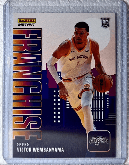 Victor-Wembanyama-2023-24-NBA-23-Franchise-Basketball-Card-Spurs.webp Victor Wembanyama Trading Card 2023-24 NBA #23 Franchise Spurs 1/485